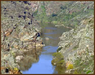El río Duero  en la zona del Salto del Ladrón