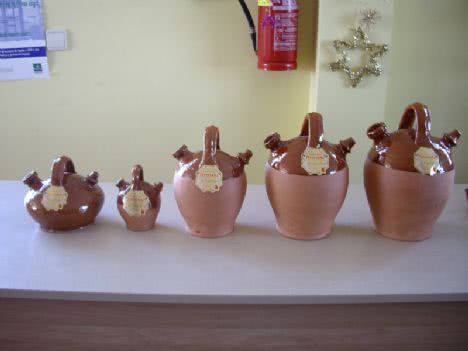 Botijos artesanos de barro