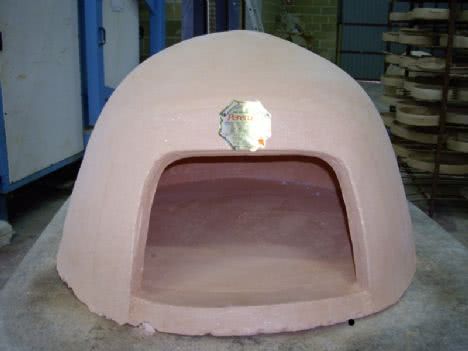 Horno de barro refractario con boca cuadrada