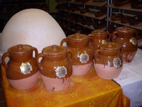 pucheros antiguos de dos asas