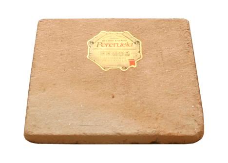 Ladrillos y baldosas de barro refractario - Alfarería Pereruela siglo XVI