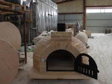 HORNO EN LADRILLO SALMÓN 90CM LOSA 120X120CM